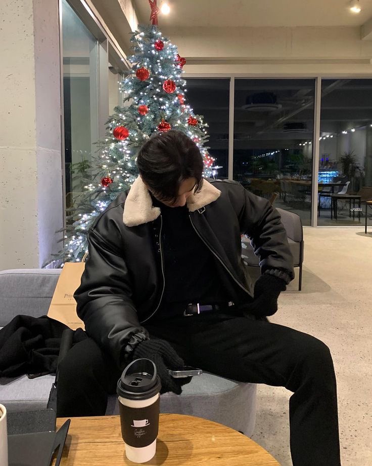 ngopi after work dulu , date after worknya inprogress ya