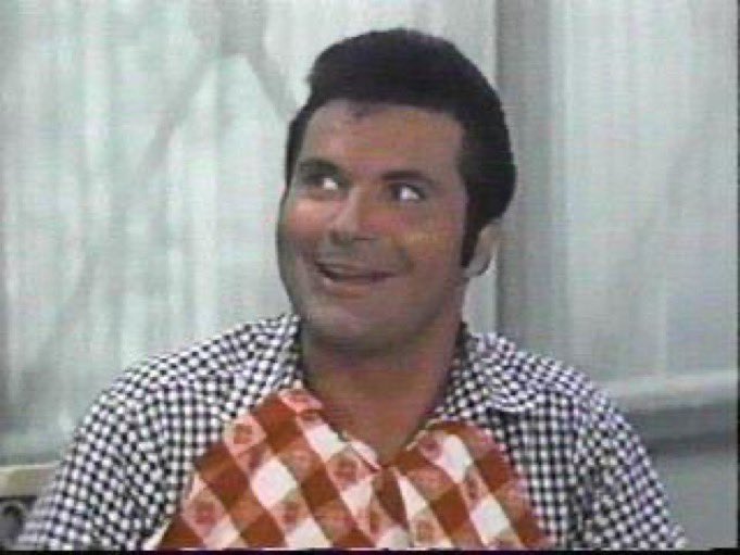 espofootball's tweet photo. BTD Dec4,1937 #MaxBaer Jr (Maximilian Adalbert Baer Jr) actor, writer, producer, director. 1962–71 The Beverly Hillbillies as Jethro Bodine 273 episodes, 1960s Maverick, Surfside 6, Cheyenne & 77 Sunset Strip. Baer produced over 100 song titled movies https://t.co/3NNbBCL2SN