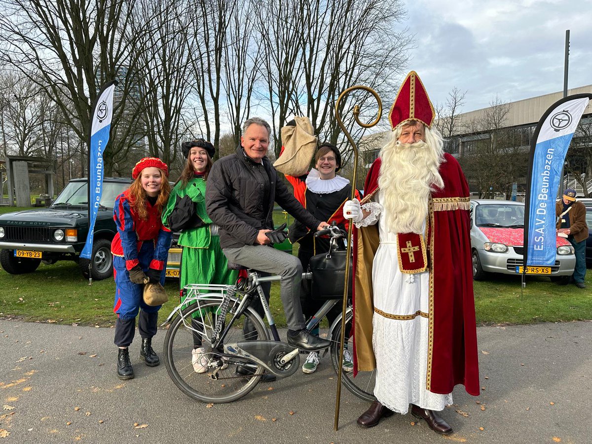 I just had a very interesting encounter on our campus! ^RJS