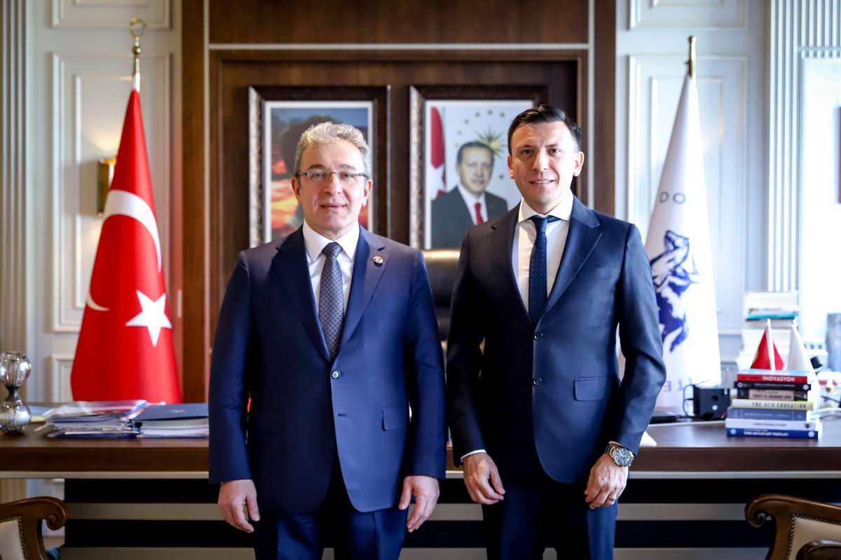 Dokuz Eylül Üniversitesi tweet media