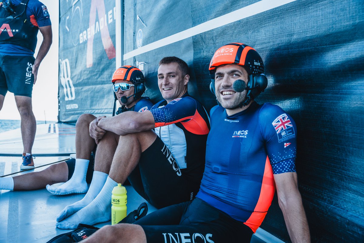 Guv’s call – The Challenge continues 🏆👊

“Make no mistake, we got into this America’s Cup game to win it. Each time we compete, we get a step closer to the ultimate prize – and next time, we have to get the job done.” <a href="/AinslieBen/">Ben Ainslie</a>  

#ChallengeofaLifetime