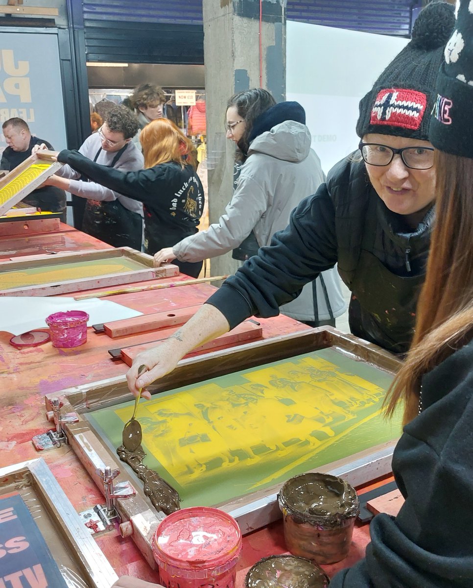 Arts &amp; Media students visited Anya Gallaccio's 'Stroke' installation in #Paisley, bringing creativity to live while connecting them to the town's amazing textile heritage. They also visited Jupiter+ workshops to explore printmaking &amp; create collages inspired by Paisley's history.