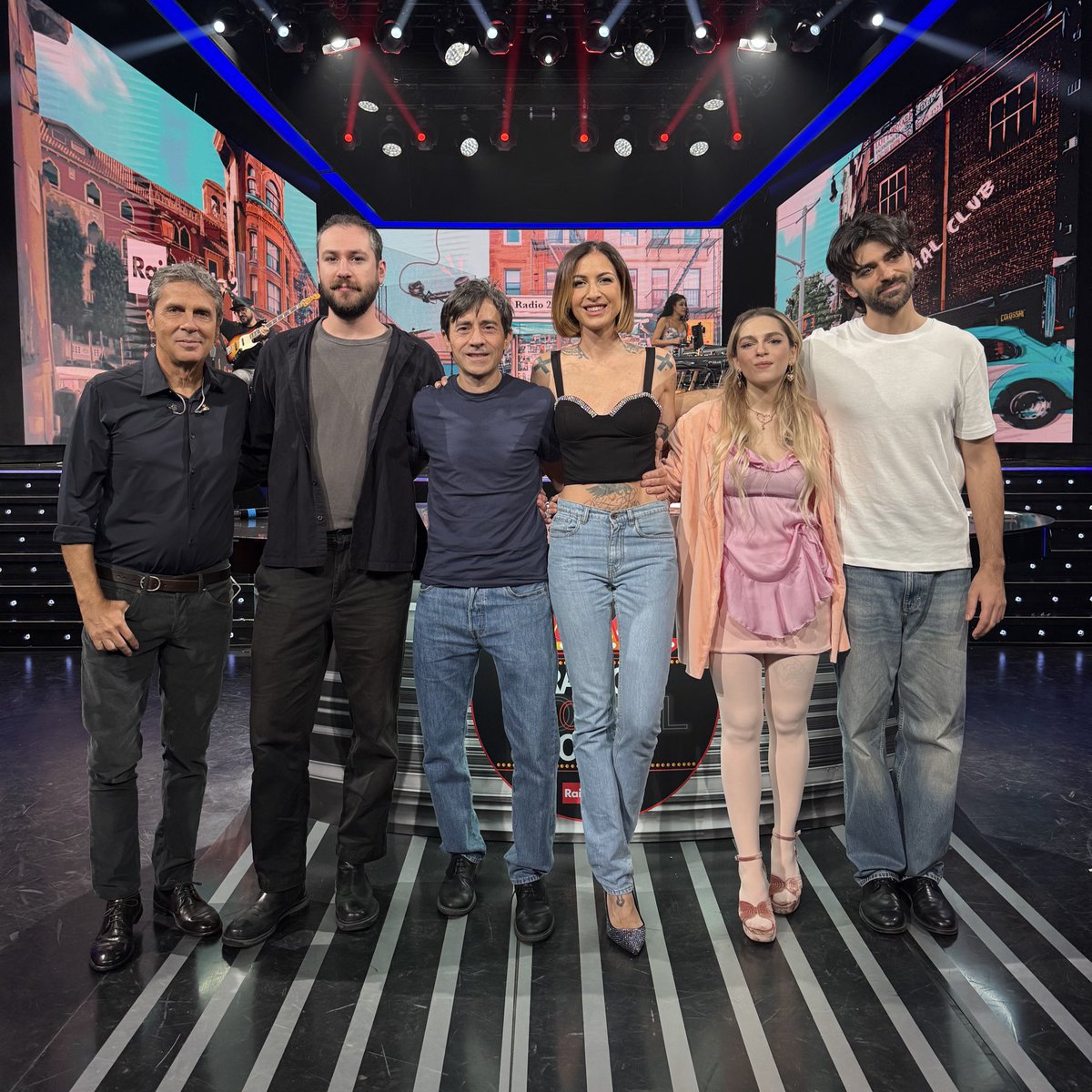 🙌 Grazie a Damiano Scaramella, Giorgieness, Luigi Lo Cascio e Carlo Amleto per essere stati con noi a #Radio2SocialClub 📻

Rivedi la puntata domani alle 8.45 su <a href="/RaiDue/">Rai2</a> 📺
raiplay.it/programmi/radi…
