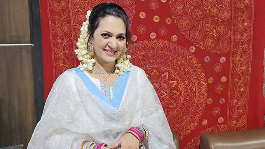 ক্যানসারে আক্রান্ত ইউনুসের পাশে অভিনেত্রী মুক্তি