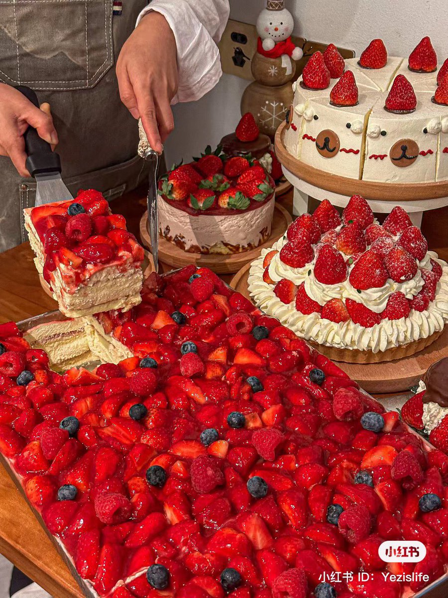 Strawberry cakes 🍰