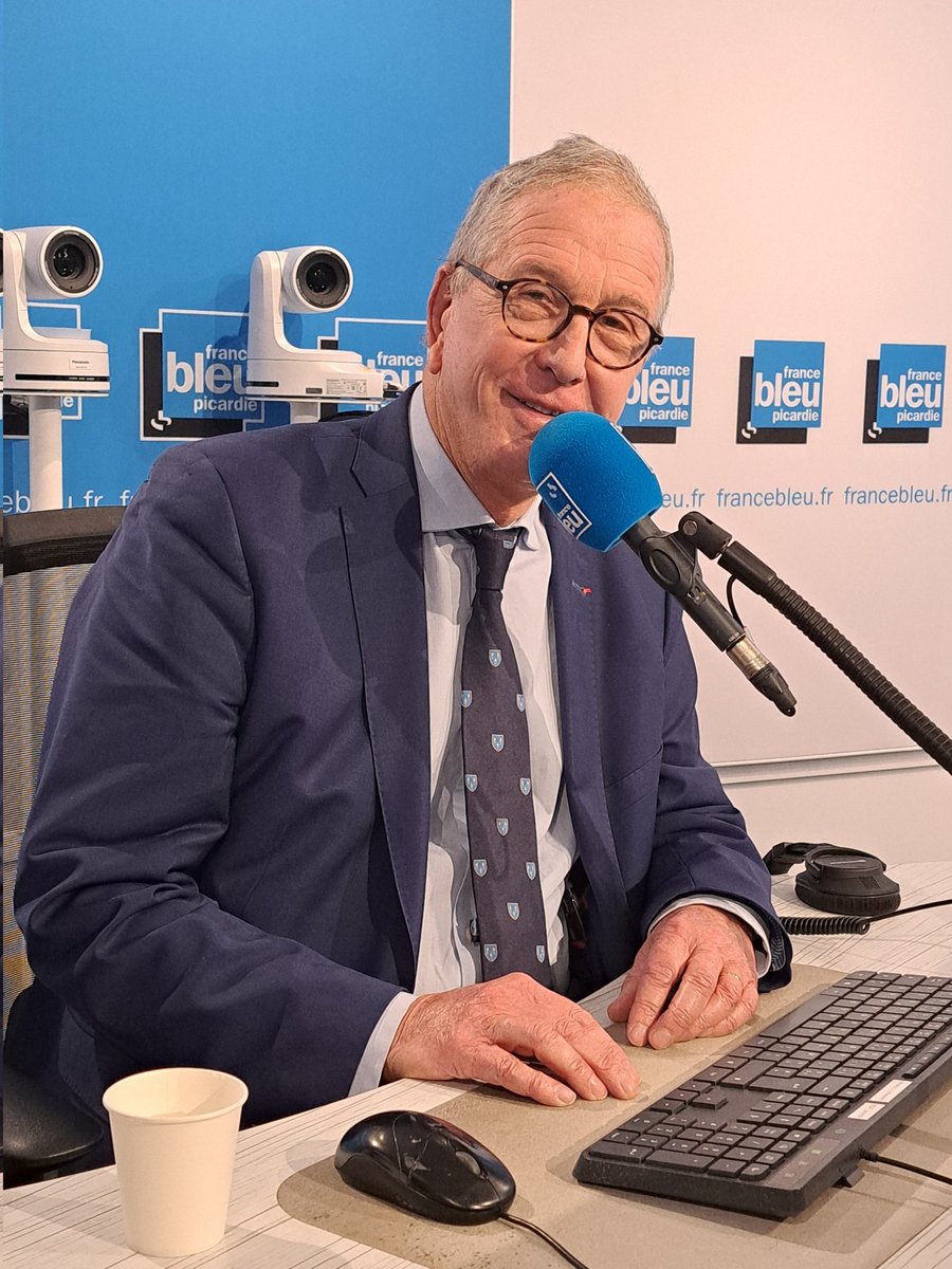J'étais l'invité de <a href="/francebleu/">Guédon Laurent</a> pour porter un message de bon sens : (1) <a href="/SHaussoulier/">Stéphane Haussoulier</a> doit immédiatement se mettre en retrait ; (2) pour l'y contraindre mes 12 collègues VP doivent présenter leur démission 
 francebleu.fr/emissions/l-in…