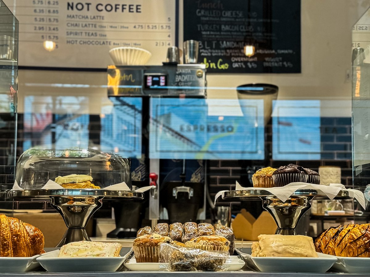 Looking for the perfect mid-week pick-me-up? Our delicious pastries are just waiting to brighten your day! Come indulge in something sweet—you deserve it 🫶

#withouttheloveitsjustcoffee