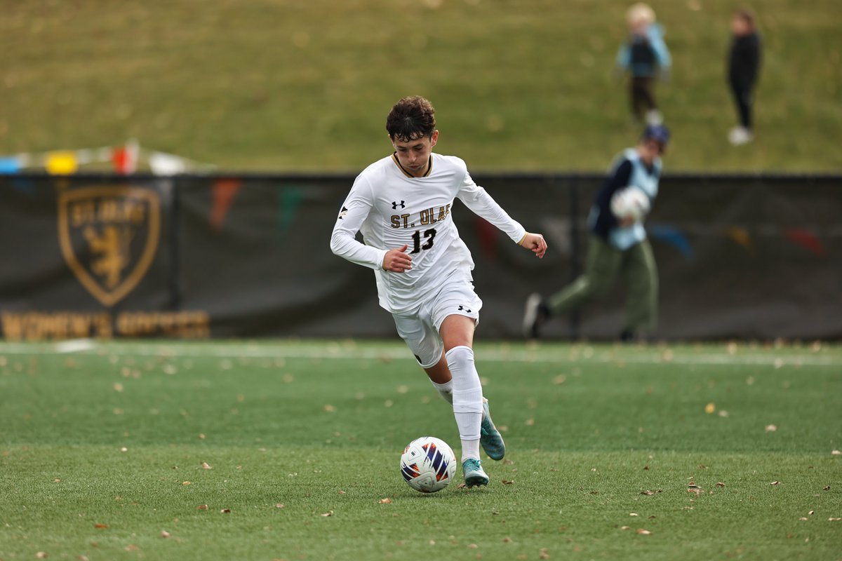 St. Olaf Athletics (@stolafathletics) on Twitter photo .<a href="/StOlafMSOC/">St. Olaf Men’s Soccer</a> put four student-athletes on the <a href="/UnitedCoaches/">United Soccer Coaches</a> All-Region teams for the fourth season in a row!
RELEASE: athletics.stolaf.edu/news/2024/12/4…
#UmYahYah | #OlePride | #d3soc .<a href="/StOlafMSOC/">St. Olaf Men’s Soccer</a> put four student-athletes on the <a href="/UnitedCoaches/">United Soccer Coaches</a> All-Region teams for the fourth season in a row!
RELEASE: athletics.stolaf.edu/news/2024/12/4…
#UmYahYah | #OlePride | #d3soc