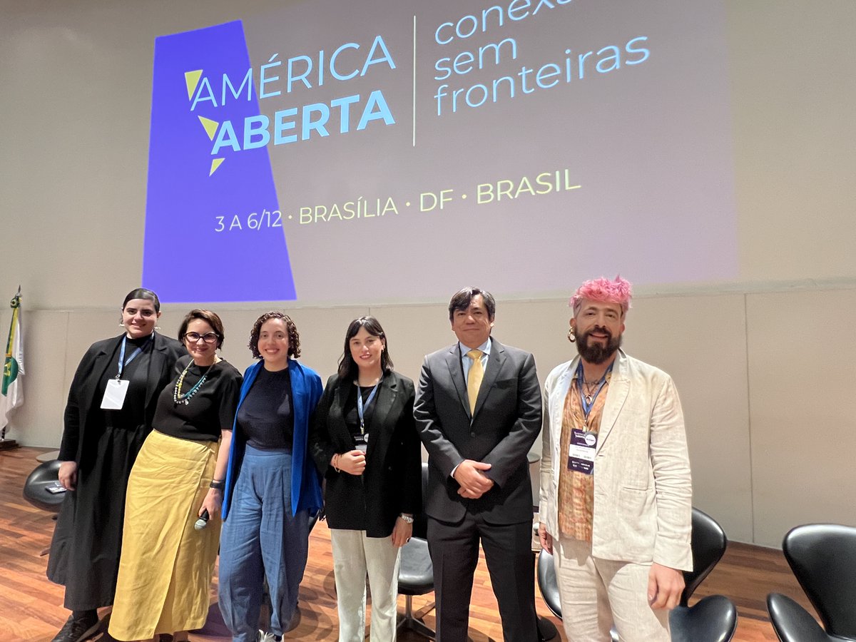#Brasil |

 ¡Estuvimos en el panel de "Tecnología, Democracia y Apertura: ¿Podemos Regular el Futuro Digital?"! 🤖🏛️🌐

🤔 ¿Qué podemos destacar este panel?

🤓🫰 ¡Aquí te contamos! 

¡Abrimos 🧵! 😉👇