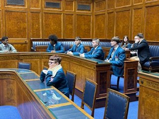 A fantastic day for the Yr 11 GCSE LLW and Politics students on their trip to Stormont. A wonderful learning experience for our pupils and very relevant to the GCSE curriculum. Thanks so much to James @NI Assembly for hosting us.