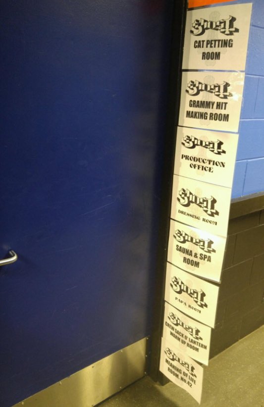 skeletass's tweet image. tag urself