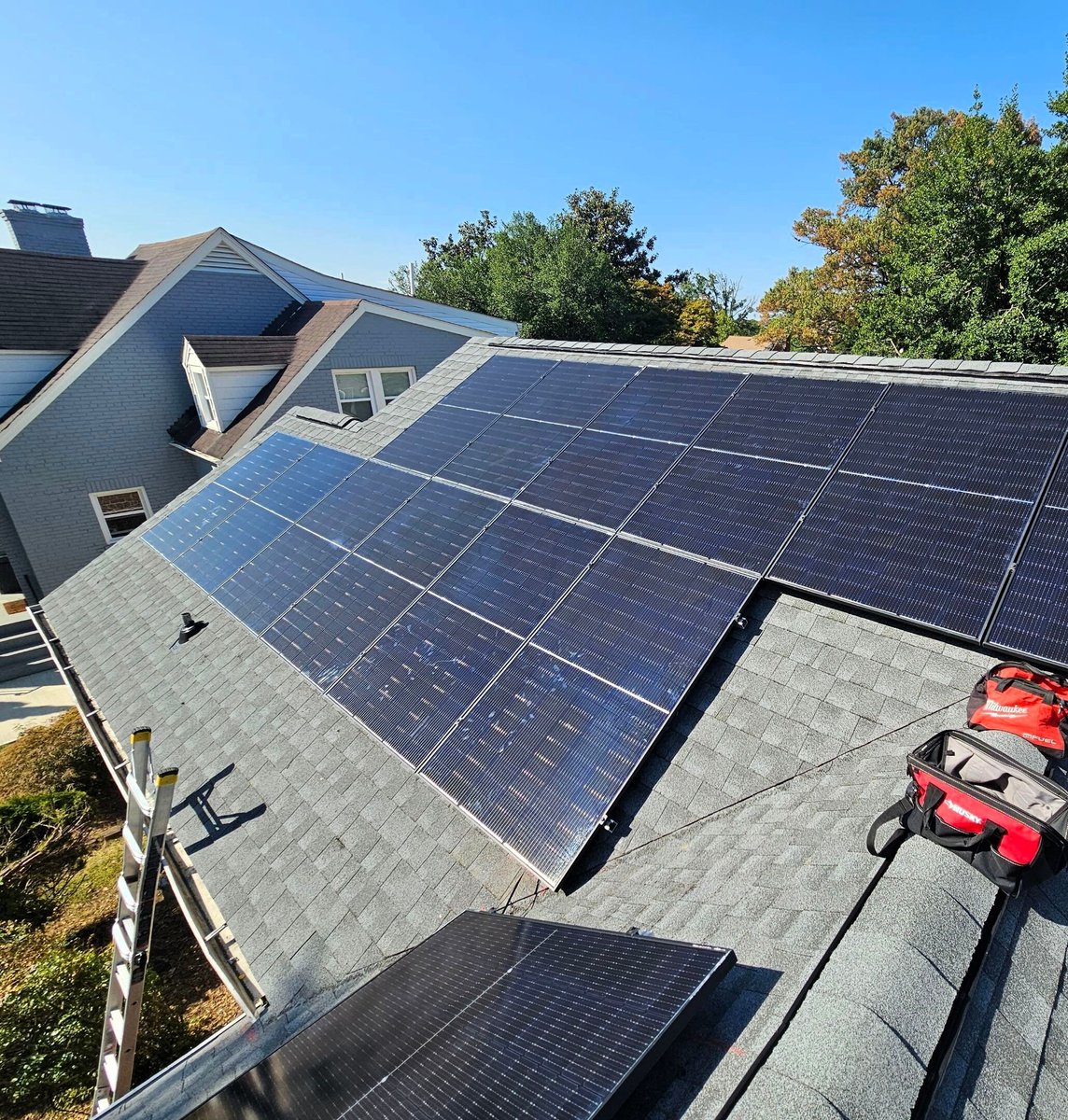 _UpriseSolar's tweet photo. Good news for Marylanders! 📣 The state is preparing to launch the Maryland Solar Access Program, providing grants for income-qualified homeowners to #gosolar. 😎 Learn more: https://t.co/JWIWF9tz5X

#solarincentives #maryland #marylandsolar #mdsolar #solarinmaryland https://t.co/CfDf6ZougS