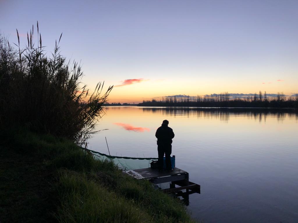Associació de Dones del Món Rural (@donesmonrural) on Twitter photo Les nostres sòcies són majoritàriament agricultores i ramaderes, però algunes també es dediquen a la #pesca 🐟
Avui parlem de la pesca de l'angula, una activitat que combina tradició i tècnica, amb la sòcia Marcel·la, també membre de <a href="/donesdelamar/">Associació Catalana de Dones de la Mar</a> ✨
#DonesMónRural (1/2) Les nostres sòcies són majoritàriament agricultores i ramaderes, però algunes també es dediquen a la #pesca 🐟
Avui parlem de la pesca de l'angula, una activitat que combina tradició i tècnica, amb la sòcia Marcel·la, també membre de <a href="/donesdelamar/">Associació Catalana de Dones de la Mar</a> ✨
#DonesMónRural (1/2)