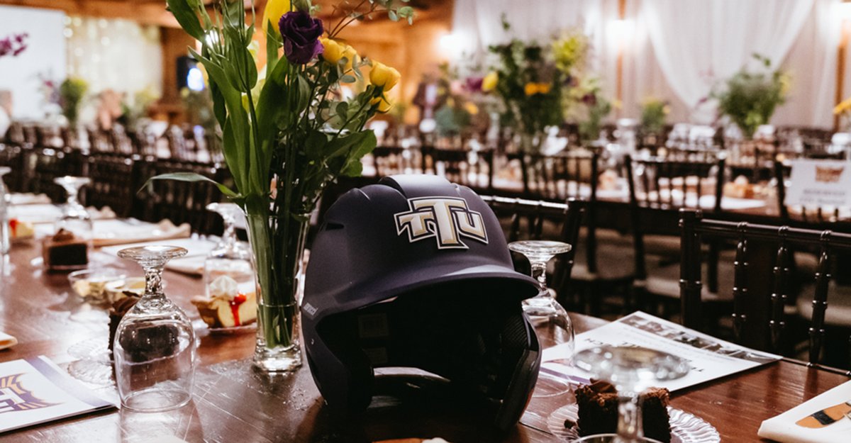 Todd Helton to headline Tech baseball's Third Annual First Pitch Banquet on Feb. 1

📰: tinyurl.com/msctvfet

#WingsUp #OVCit