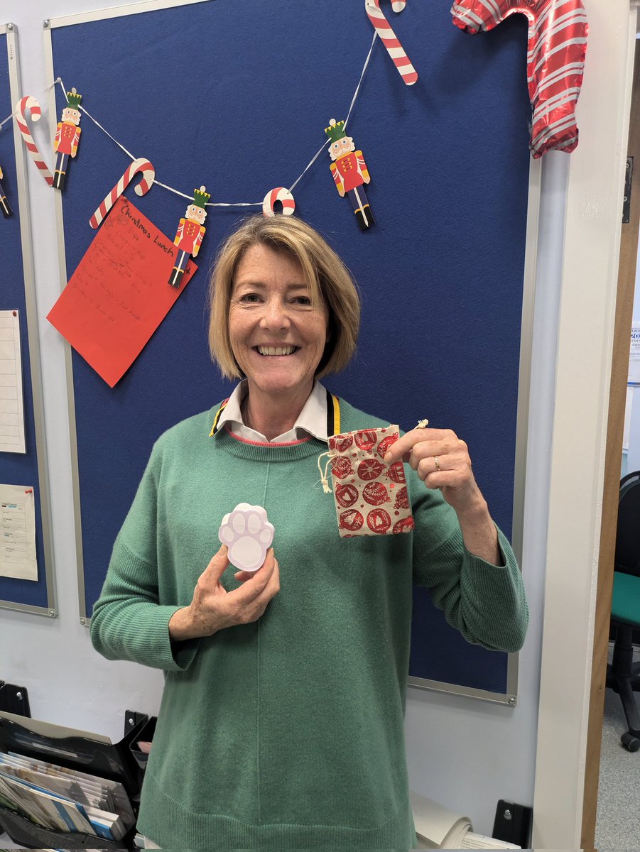 WYTHSALT (@wythsalt) on Twitter photo Prof Consultant <a href="/Swallacesl31246/">swallaceobeslt</a> has just returned from Africa to get a set of lion paw post-its from her advent! π¦π Prof Consultant <a href="/Swallacesl31246/">swallaceobeslt</a> has just returned from Africa to get a set of lion paw post-its from her advent! π¦π
