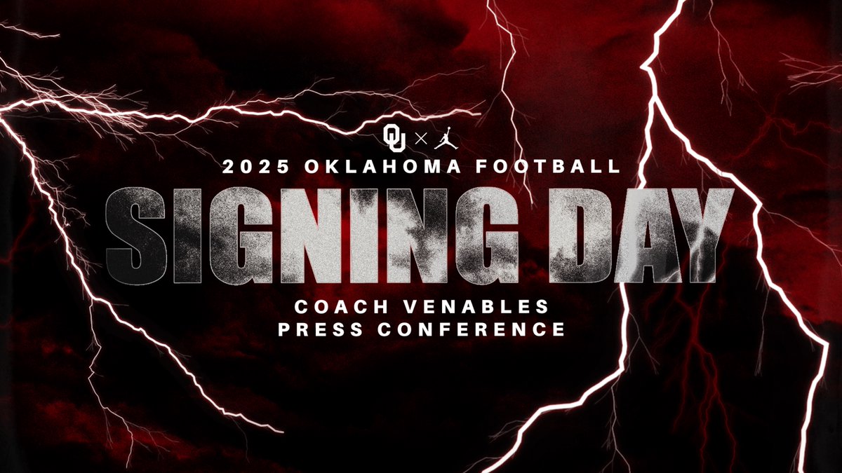OU_Football's tweet image. Tune in this morning to the #XXV Signing Day press conference with @CoachVenables 

⏰ 11 a.m. CT
📺 SEC Network+ 
📱 ouath.at/3OZNYWx