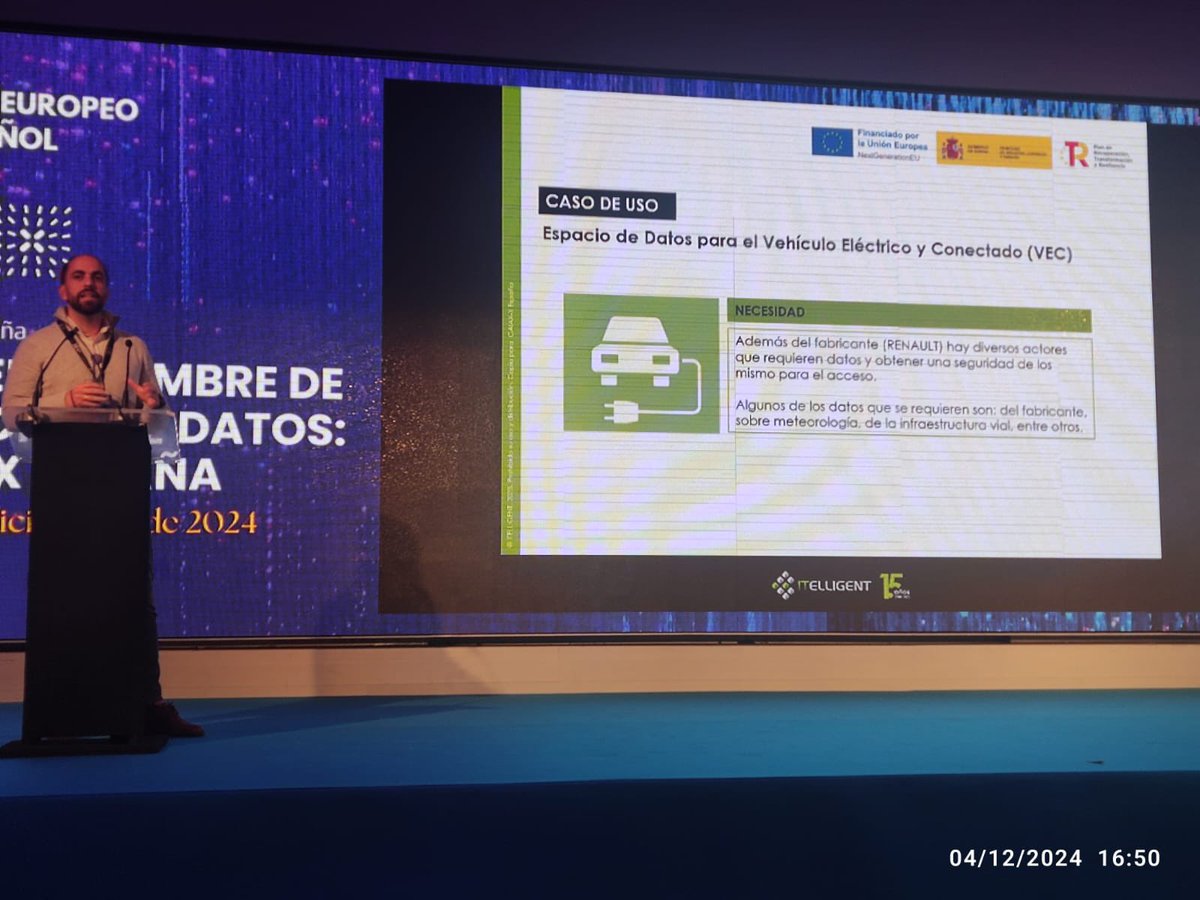 ITelligent_IT's tweet image. Primera Cumbre de #EspaciodeDatos @GaiaXSpain 

Nuestro CTO Mario Rivas, presenta el
CASO DE USO en #Movilidad: 

🎯 Espacio de Datos para el Vehículo Eléctrico Conectado