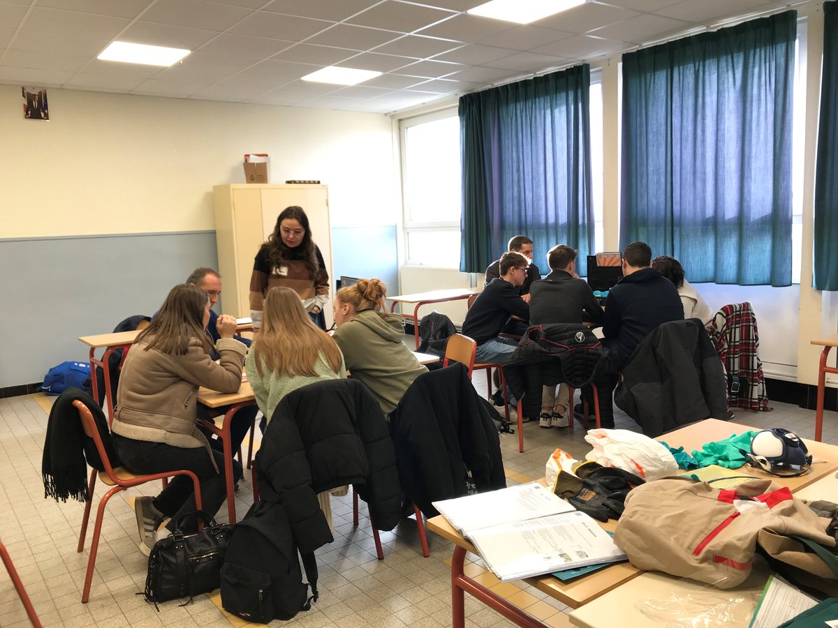 💡Journée de prévention innovante et ludique sur la santé et la sécurité au travail !

Le 3 décembre, la Fédération du #NegoceAgricole a co-animé avec <a href="/Phyteis/">Phyteis</a> un escape game digital à l’institut agricole d'Hazebrouck 

➡️ contratsolutions.fr/gaming/