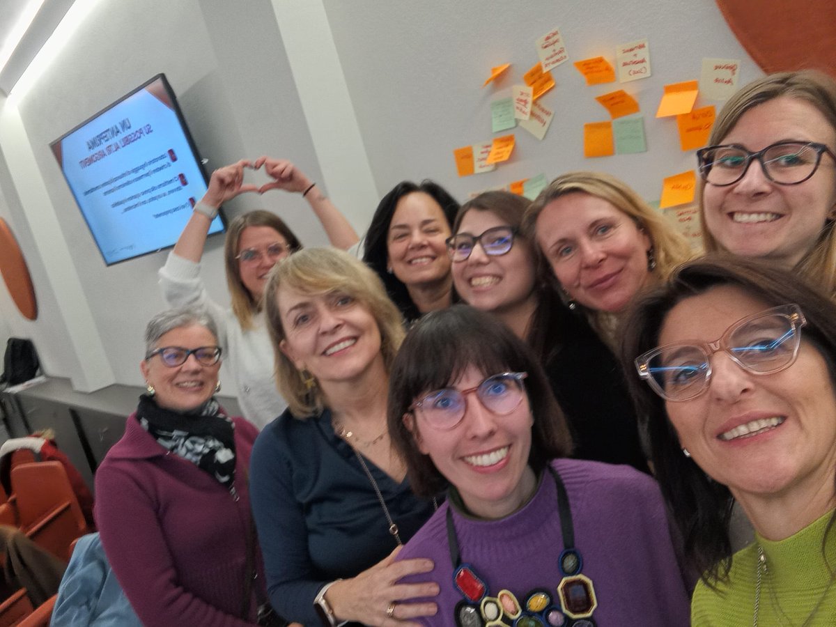 piemonteinnova's tweet image. Lunedì abbiamo guidato un laboratorio di #publicspeaking per i dipendenti della Camera di Commercio di Cuneo, un&apos;iniziativa che rientra nel nostro impegno per supportare lo sviluppo di competenze trasversali. Un grazie speciale ai partecipanti per l&apos;entusiasmo!
#PiemonteInnova