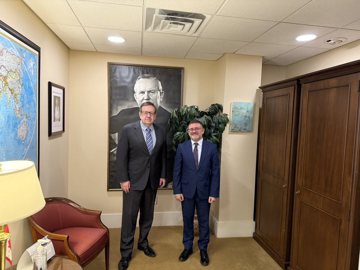 Thank you <a href="/PercyDowne/">Senator Percy Downe</a> for welcoming me to your office today. Thank you also for sharing valuable insights on this amazing country 🇨🇦 and on how to deepen our already strong bilateral ties 🇲🇹