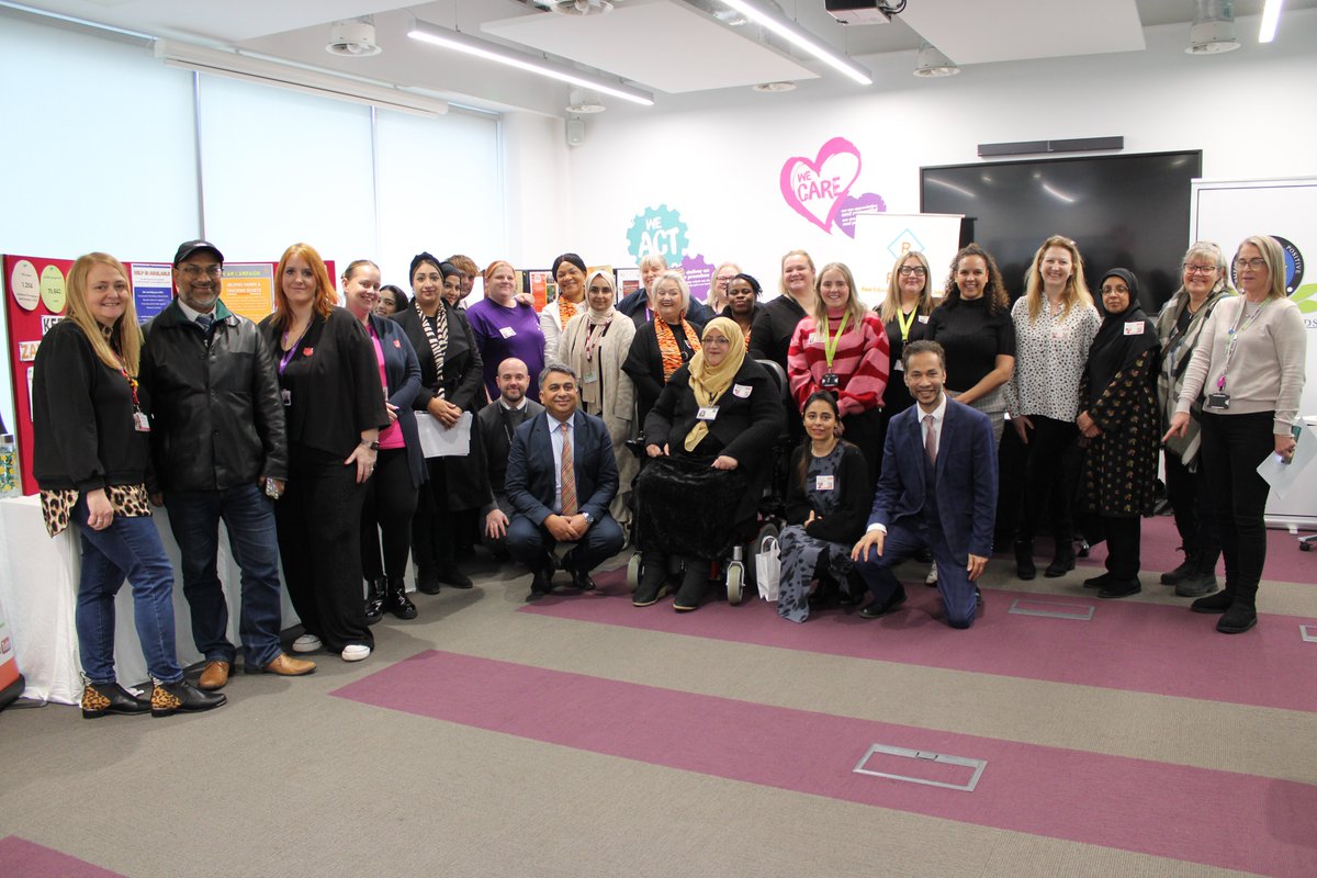 🩷 We are very proud to have been able to support the Oldham Women’s Network with their Networking Meeting today 

👉 To find out more about the Oldham Women’s Network, visit actiontogether.org.uk/oldham-womens-…