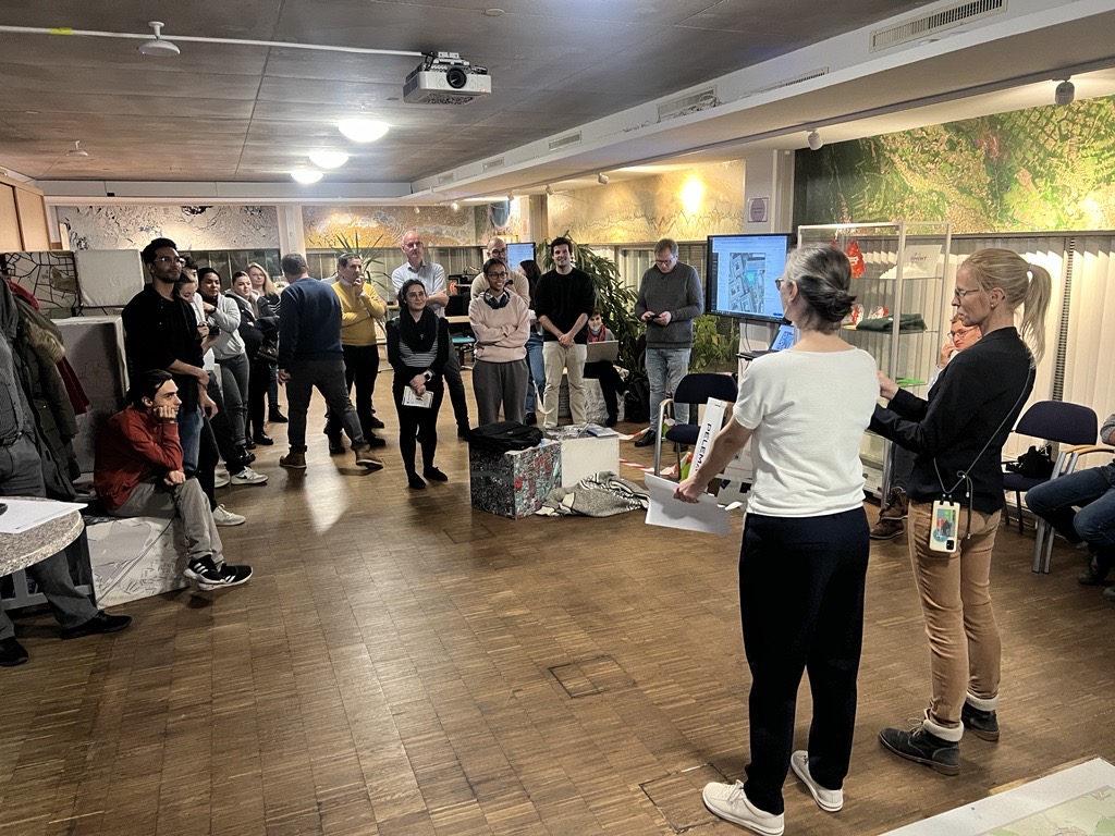 SpaceSUITE (@spacesuite_eu) on Twitter photo #SpaceSUITE successfully wrapped up its 2nd dissemination event with a tombola and amazing gifts, including a Cosmic Pizza! 🍕 🚀
Thank you <a href="/Z_GIS1/">Geoinformatics Salzburg</a> for such an engaging discussion and great gifts!
#ErasmusPLUS #SpaceSUITE successfully wrapped up its 2nd dissemination event with a tombola and amazing gifts, including a Cosmic Pizza! 🍕 🚀
Thank you <a href="/Z_GIS1/">Geoinformatics Salzburg</a> for such an engaging discussion and great gifts!
#ErasmusPLUS