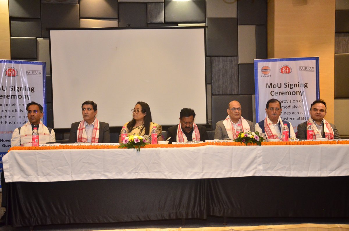 NHSRCINDIA's tweet photo. MoHFW facilitated addition of 169 haemodialysis machines under the Pradhan Mantri National Dialysis Program (PMNDP) for increased district coverage & number of beneficiaries.
#MoHFW #haemodialysis #PMNDP #dialysiscare #Freehealthcare https://t.co/6ZZTj461Ys