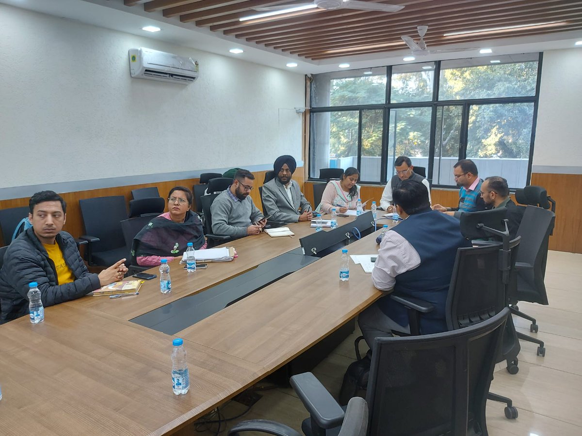 PunjabLSA's tweet photo. CBuD App Focus Group Meeting

Held on 03.12.2024 under the leadership of ADG, Punjab LSA, the meeting discussed the app's overview, adoption challenges, and solutions to enhance usability.

#DigitalConnectivity #CBuDApp #PunjabLSA https://t.co/RSAnR16HXp