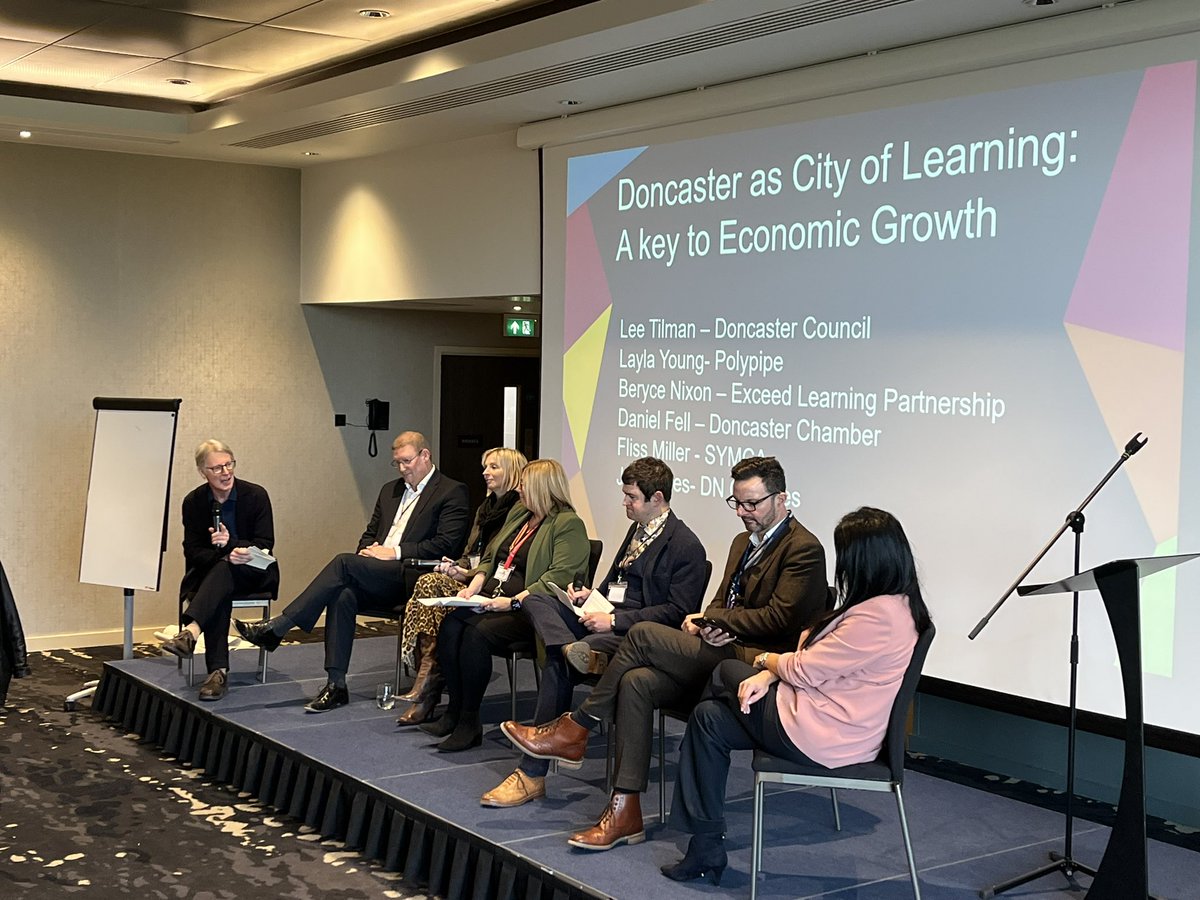 EduSkillsHubDN's tweet photo. @BeryceNixon from @ExceedLP - "Learning lies at the heart of everything- #LearningCity learning is a journey and path to growth as it fosters #LifeLong learning. Doncaster has the right ingredients to succeed - as long as we're honest about the challenges our communities face." https://t.co/C0Xnr4g3al