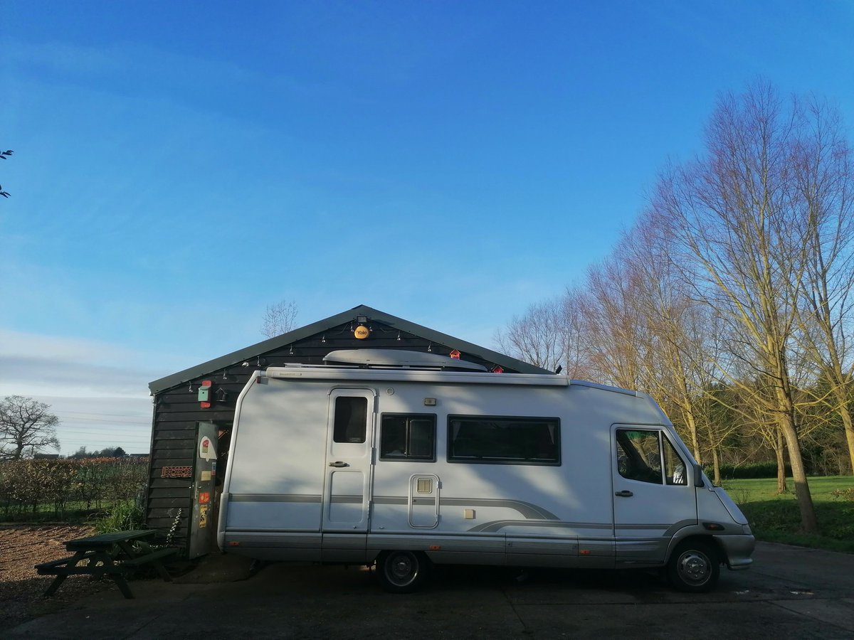 TheEnglishCarav's tweet photo. A huge Laika motorhome in this morning! ❤️
#motorhome #motorhomerepair #laika https://t.co/JaUrRVUS2u