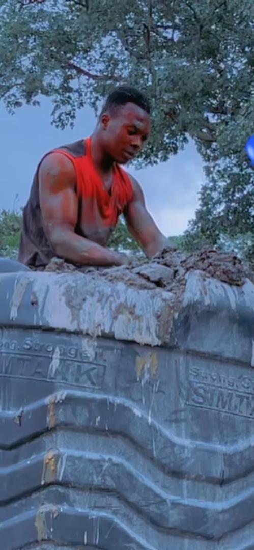 Mtu una miaka 27  huna gari huna nyumba  hujawahi kushika 10M bado unaishi Kwa wazazi Sasa ulikuja kifanya nini Duniani