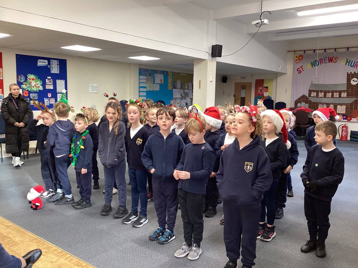 StAndrewsCoE's tweet photo. Year 2 loved singing for the church congregation this morning. They made a great audience! https://t.co/4CVdhQw8Va