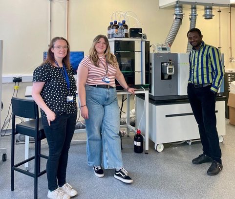Marine Biodiscovery Centre, UoA (@mbc_uoa) on Twitter photo Want to know more about our <a href="/BBSRC/">Biotechnology and Biological Sciences Research</a> funded Thermo Orbitrap Tribrid IQ-X liquid chromatograph mass spectrometer, as well as the projects it is used on and the wonderful team that run it?
Well now you can on the <a href="/aberdeenuni/">University of Aberdeen</a> webpage!
abdn.ac.uk/staffnet/getti…
#LCMS #teamwork Want to know more about our <a href="/BBSRC/">Biotechnology and Biological Sciences Research</a> funded Thermo Orbitrap Tribrid IQ-X liquid chromatograph mass spectrometer, as well as the projects it is used on and the wonderful team that run it?
Well now you can on the <a href="/aberdeenuni/">University of Aberdeen</a> webpage!
abdn.ac.uk/staffnet/getti…
#LCMS #teamwork