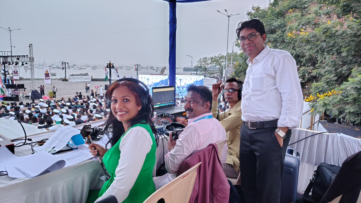 MumbaiAkashvani's tweet photo. Beating Retreat and Tattoo Ceremony
from The Plaza of Gateway of India,
#indiannavyweek
#NavyDay
@SpokespersonMoD | @indiannavy | @MIB_India | @airnewsalerts @DefPROMumbai @IndiannavyMedia @indiannavy @IN_WNC @prasarbharati https://t.co/nd5ZJLMCLj