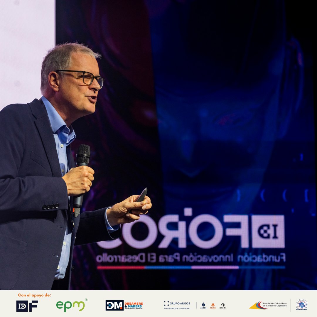 fimasd_org's tweet photo. 📢Michael Wooldridge compartió en el #ForoIA su visión sobre las fronteras de la IA y sus implicaciones para el futuro de la humanidad. Una reflexión estratégica sobre su impacto global. #ForoID
#Fimasd https://t.co/ydCyuWe338