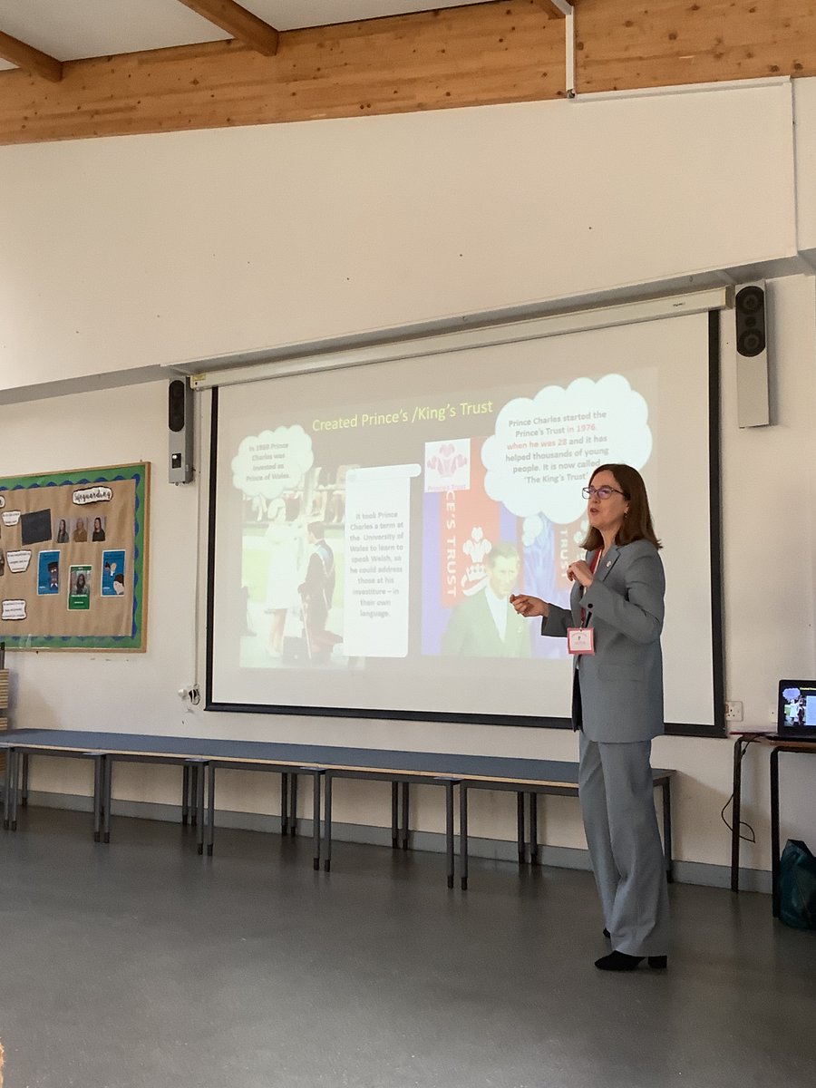Stanton Road Primary (@stantonroadps) on Twitter photo Thank you so much to Jayne Hauxwell (Deputy Lieutenant) <a href="/LdLtMerseyside/">LdLtMerseyside</a> for delivering such an informative and engaging presentation to our Year 5/6s raising awareness of the role of Monarchy <a href="/OakTreesMAT/">Oak Trees MAT</a> #srpshistory #citizenship Thank you so much to Jayne Hauxwell (Deputy Lieutenant) <a href="/LdLtMerseyside/">LdLtMerseyside</a> for delivering such an informative and engaging presentation to our Year 5/6s raising awareness of the role of Monarchy <a href="/OakTreesMAT/">Oak Trees MAT</a> #srpshistory #citizenship