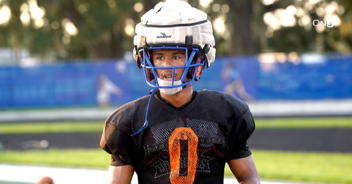 JosephAHastings's tweet image. Just In: Top 100 safety Ivan Taylor has officially signed with #Alabama!!

Taylor, son of former NFL player Ike Taylor, flipped his commitment from Michigan to Bama on Nov. 18.

He checks in as the No. 7 safety in this class.

🗞: on3.com/teams/alabama-… (On3+)

#RollTide