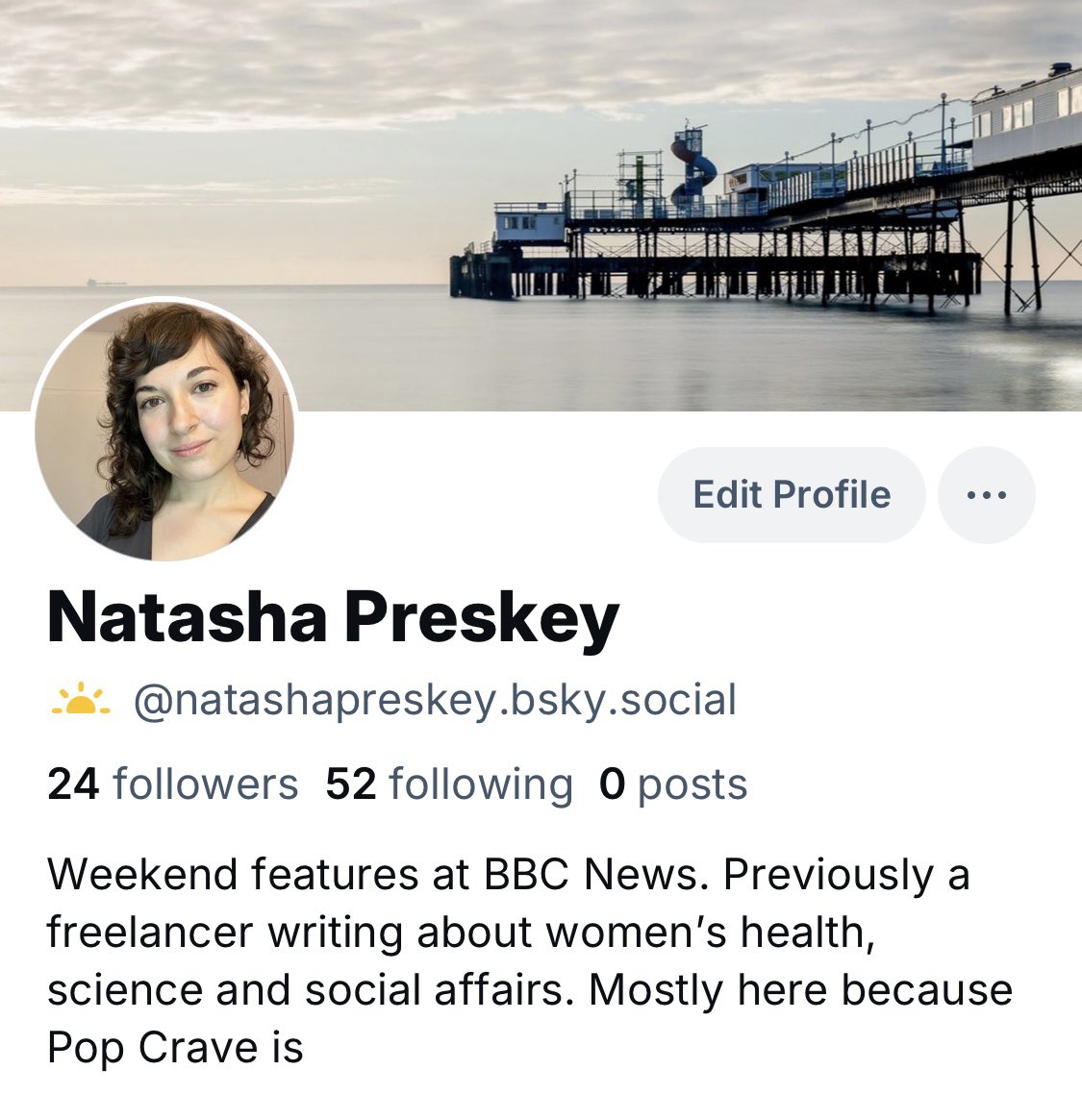 Still here, but now also here. Please come and bring fun goss to my timeline!