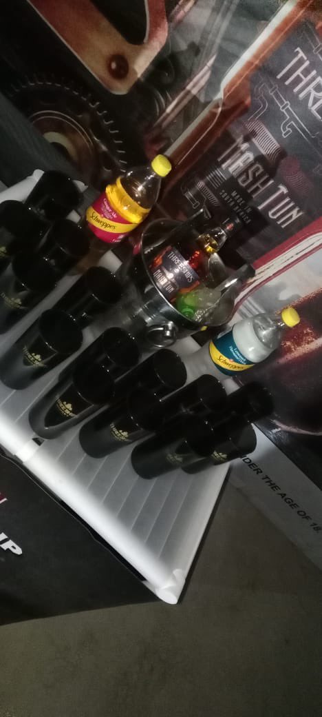 BMotsoaledi's tweet photo. Rxyal fest with the best whiskey in SA!!!!🔥🔥🔥🔥🔥🔥 #ThreeshipsMashTun #3hreeshipsMashTun☄️☄️☄️ https://t.co/nYyJ4nbruM