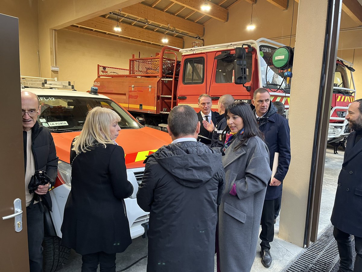 La nouvelle caserne de #sapeurs #pompiers de La Porta inaugurée aujourd’hui. Un bâtiment neuf et fonctionnel implanté au cœur de la #Castagniccia et qui permettra aux 38 SP volontaires d’accomplir leur mission aux service de la population. #Sis2b
#CDC