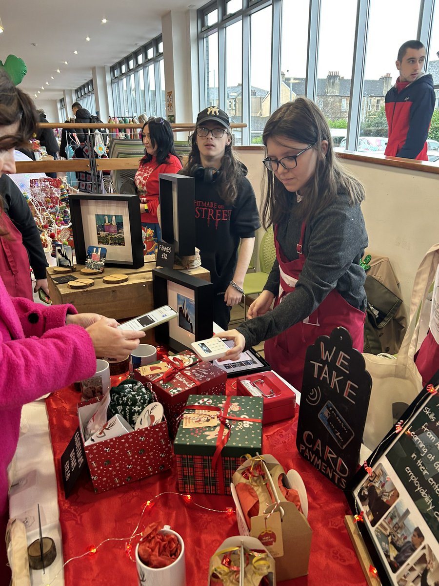 Brilliant fun at langside Christmas market - SFLW students displaying excellent customer service skills!  We are at Cardonald campus tomorrow for more festive fabulousness!!🎄⭐️ <a href="/OfficialGCCSA/">OfficialGCCSA</a> <a href="/Glasgow_Clyde/">Glasgow Clyde College</a> #futureready #employabilityskills
