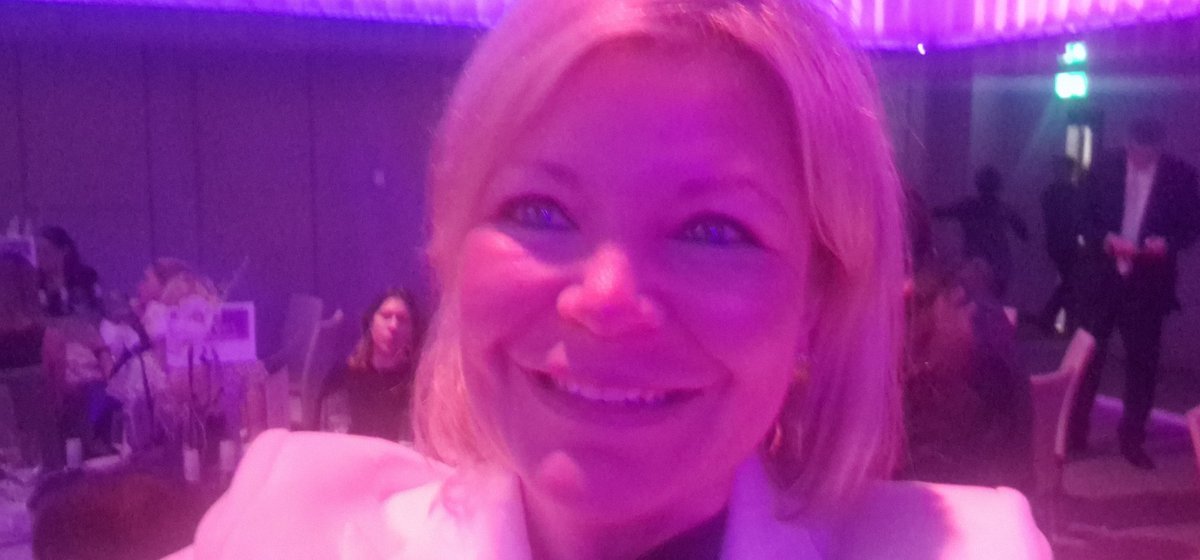 Sally Alington (@sallyethos) on Twitter photo So proud to have been a judge this year at the <a href="/everywomanUK/">everywoman</a> #ewEntrepreneurAwards what amazing women in the Next Level category - you are all superstars to have come this far. Good luck π So proud to have been a judge this year at the <a href="/everywomanUK/">everywoman</a> #ewEntrepreneurAwards what amazing women in the Next Level category - you are all superstars to have come this far. Good luck π