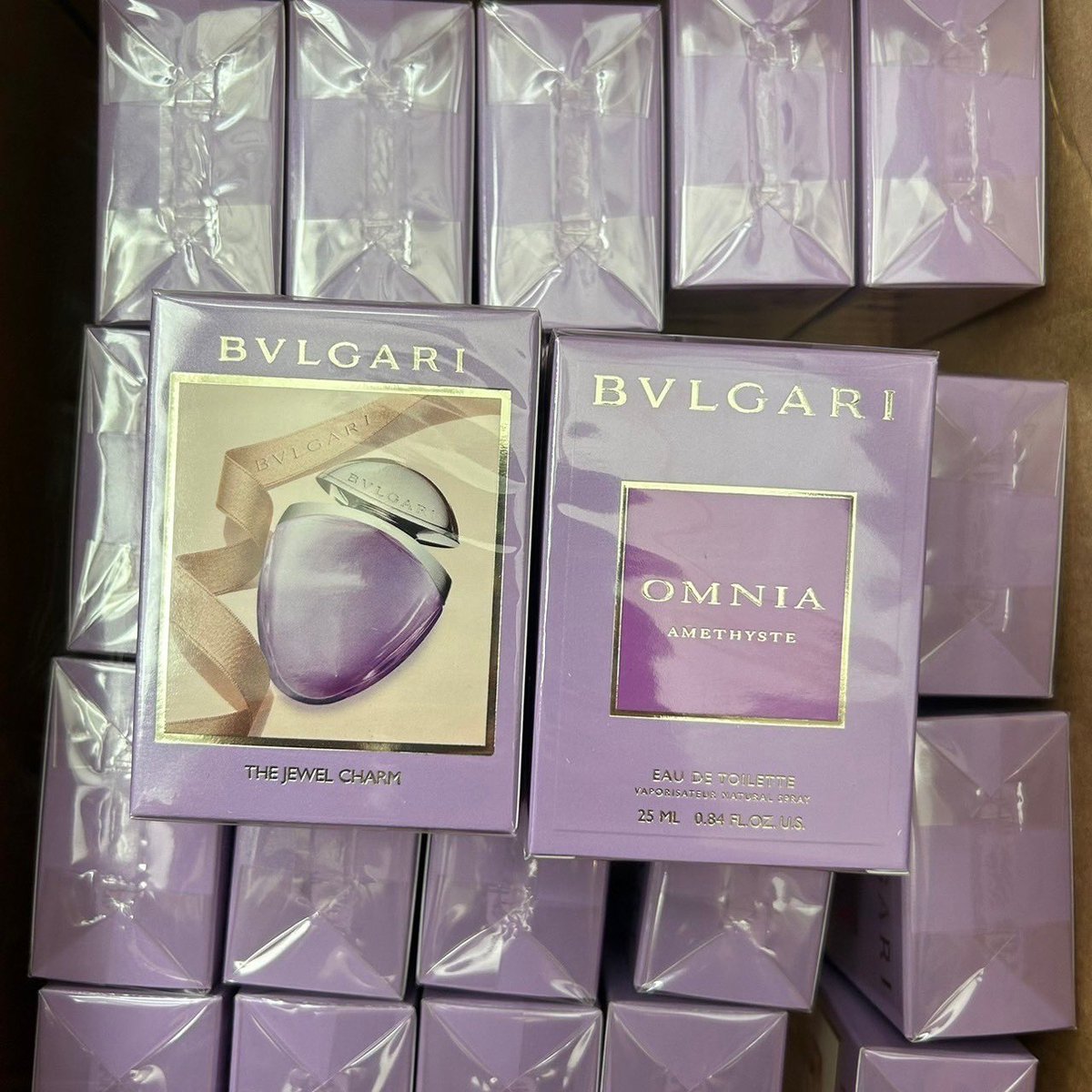 AJaroenjan's tweet photo. Bvlgari Omnia Amethyste Jewel Charm EDT 25ml
.
💖1,890 ส่งฟรี

#น้ำหอมแท้ #รีวิวน้ำหอม #ลิปDior #ถูกและดี
#ส่งต่อเสื้อผ้า
#คสอ #ส่งต่อ #ส่งต่อสกินแคร์ #เสื้อผ้ามือสอง #ส่งต่อคสอ #พร้อมส่ง #น้ำหอมก้นขวด #HowtoPerfect #น้ำหอมไอดอล https://t.co/Q97k4z68gY
