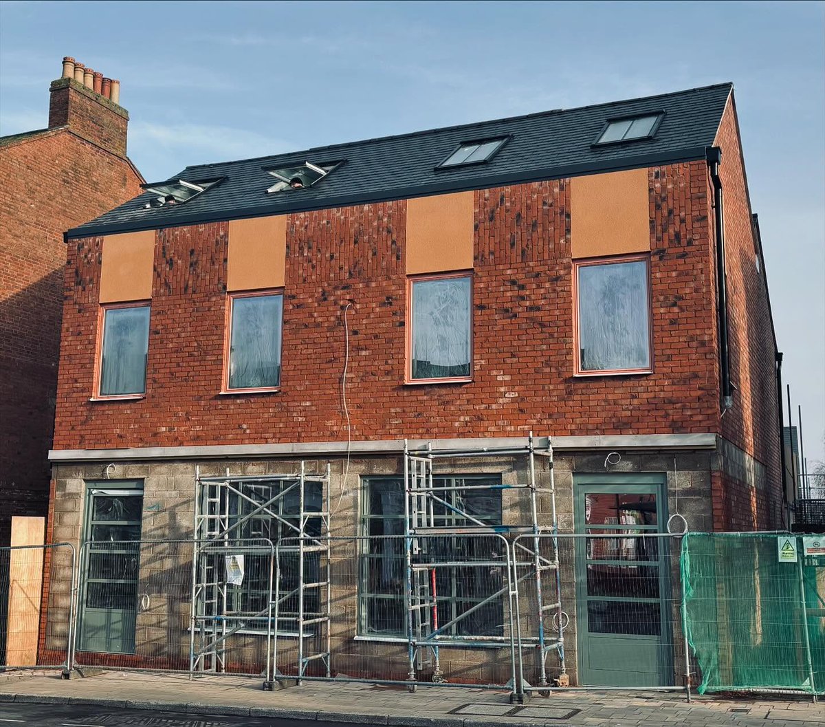 LeamCQDevelopment (@leamingtonspacq) on Twitter photo The scaffold is down, Stoneleigh Arms V2 taking shape #leamington #creativespaces #regeneration The scaffold is down, Stoneleigh Arms V2 taking shape #leamington #creativespaces #regeneration