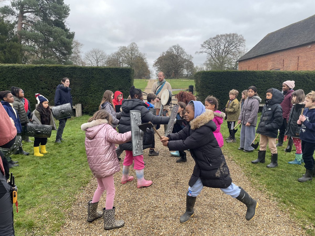 We are having the best time at <a href="/Ufton_Court/">Ufton Court</a> !!! 🛡🛡🛡