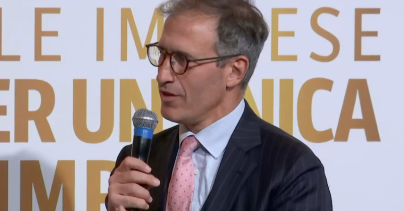 TernaSpA's tweet photo. #TernaPlan record da 16 miliardi di €, di cui 2 per la digitalizzazione e l’innovazione che sono “fattori chiave per raggiungere una transizione energetica giusta e accessibile a tutti". Lo sottolinea Francesco Beccali, CFO #Terna al GeoEconomy Talk di RCS Academy. @Corriere