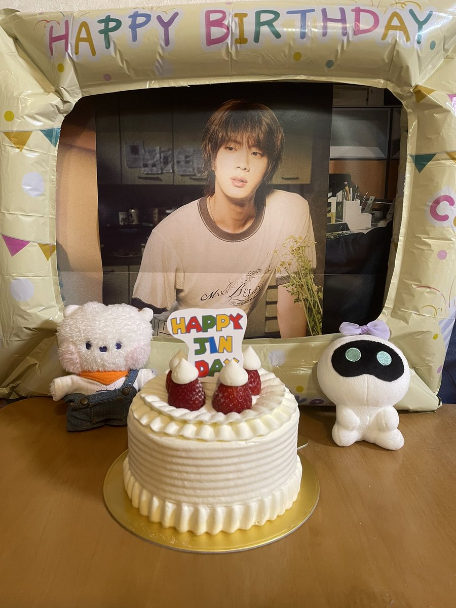 tomomin_05's tweet photo. Happy Jin Day🎉
沢山のHappyをありがとう💜
幸せでいてね💜

#HAPPYJINDAY2024 
#HappyBirthdayjin
#석진이어서_고마워
#너의행복_나의행복_해피진데이
#꺄_석진이생일_햅삐햅삐
#석진이_존재만으로도_해피
#생일축하한다_김석진
#방탄소년단진 #Jin @bts_twt https://t.co/WDf9fV22Fz