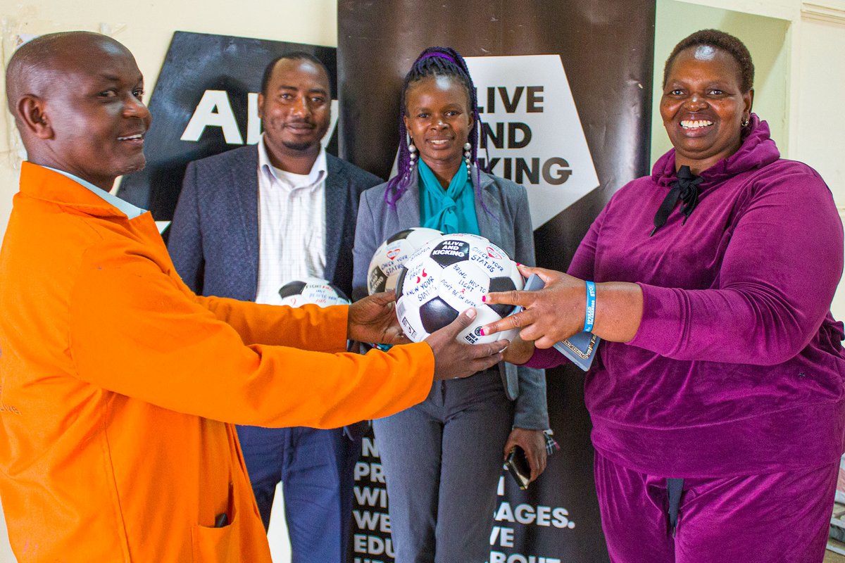 Alive and Kicking Ke tweet media