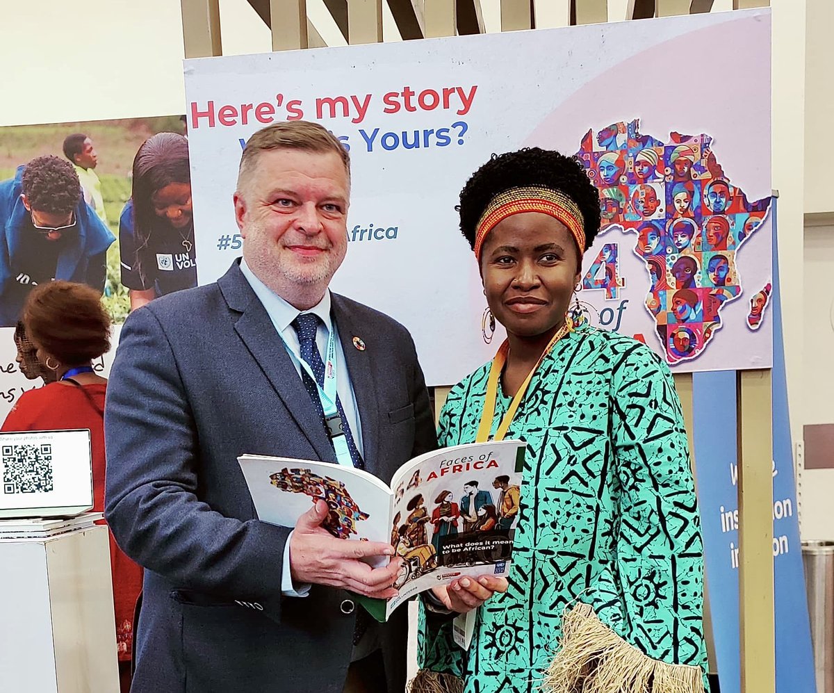 PNUDCameroun's tweet image. Ms. @sama_mildred is a 27-year-old documentary #filmmaker from Bamenda, NW Region🇨🇲. She was part of 🇨🇲’s young leaders @ #YouthConnect Africa Summit w/ #MINJEC, @MFoutsou, &amp;amp; #UNDP's @mharthansen

Her journey has brought her closer to understanding her African identity, &amp;amp; today,