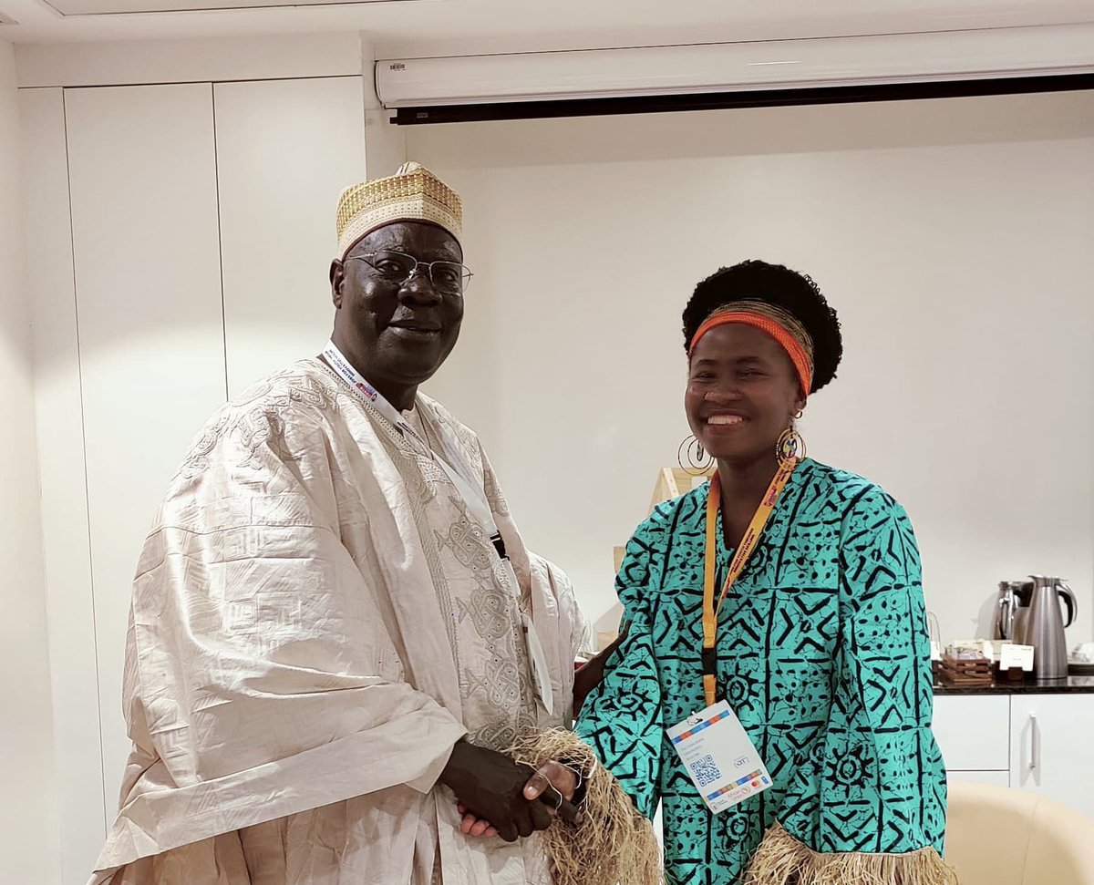 PNUDCameroun's tweet image. Ms. @sama_mildred is a 27-year-old documentary #filmmaker from Bamenda, NW Region🇨🇲. She was part of 🇨🇲’s young leaders @ #YouthConnect Africa Summit w/ #MINJEC, @MFoutsou, &amp;amp; #UNDP's @mharthansen

Her journey has brought her closer to understanding her African identity, &amp;amp; today,